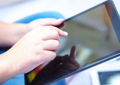 Kids & Screen Time – Social Media Stats