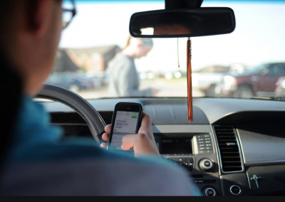 Texting & Driving Causes 25% of Car Crashes